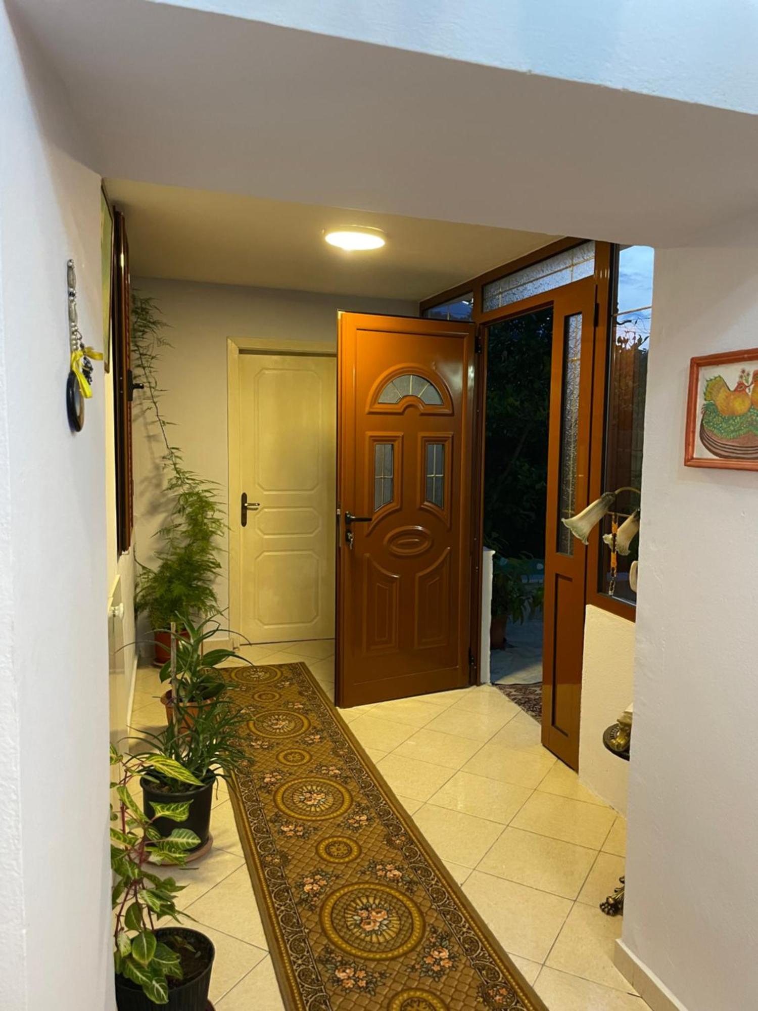 Luigi Guest House Gjirokaster Exterior photo
