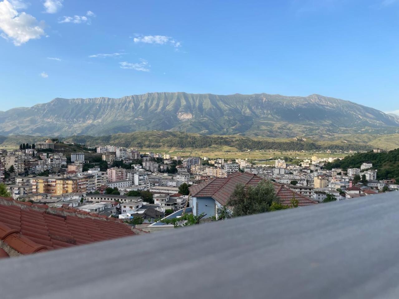 Luigi Guest House Gjirokaster Exterior photo